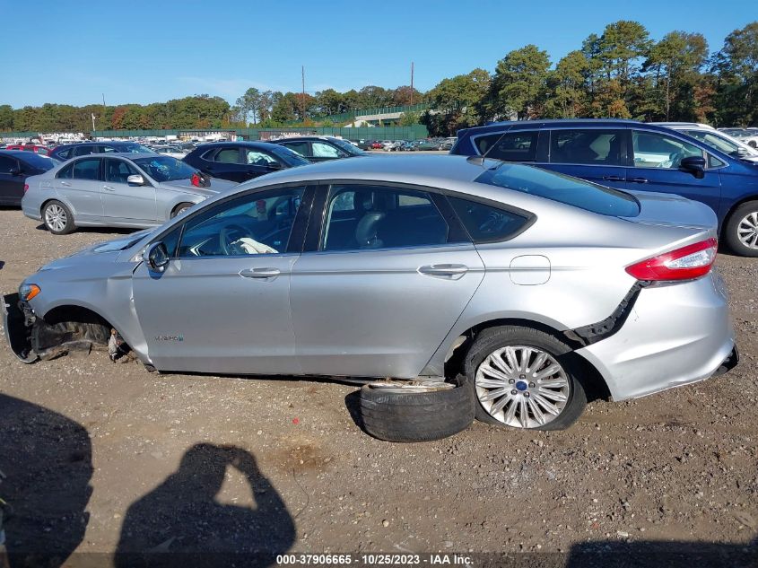 2013 FORD FUSION SE HYBRID - 3FA6P0LU2DR335440