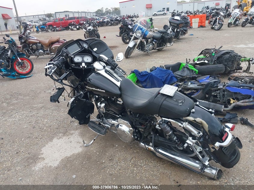 VIN 1HD1KTC16HB636389 2017 HARLEY-DAVIDSON FLTRXS ROAD GLIDE SPECIAL