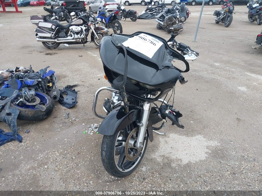 VIN 1HD1KTC16HB636389 2017 HARLEY-DAVIDSON FLTRXS ROAD GLIDE SPECIAL