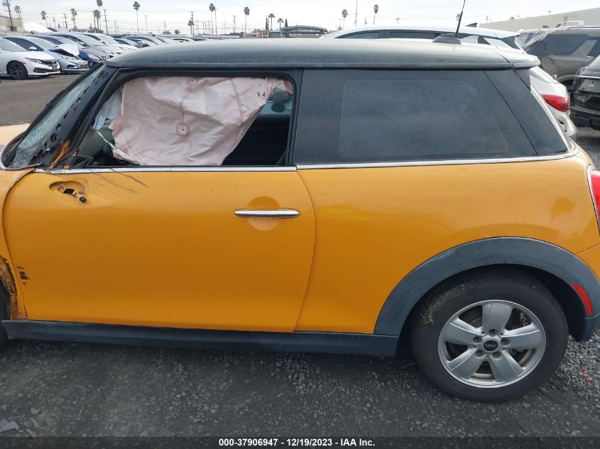 2015 MINI HARDTOP COOPER WMWXM5C54FT940216