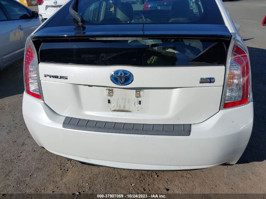 2015 TOYOTA PRIUS FOUR - JTDKN3DU6F1914376