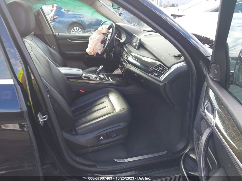 2015 BMW X5 XDRIVE35I - 5UXKR0C59F0P03089