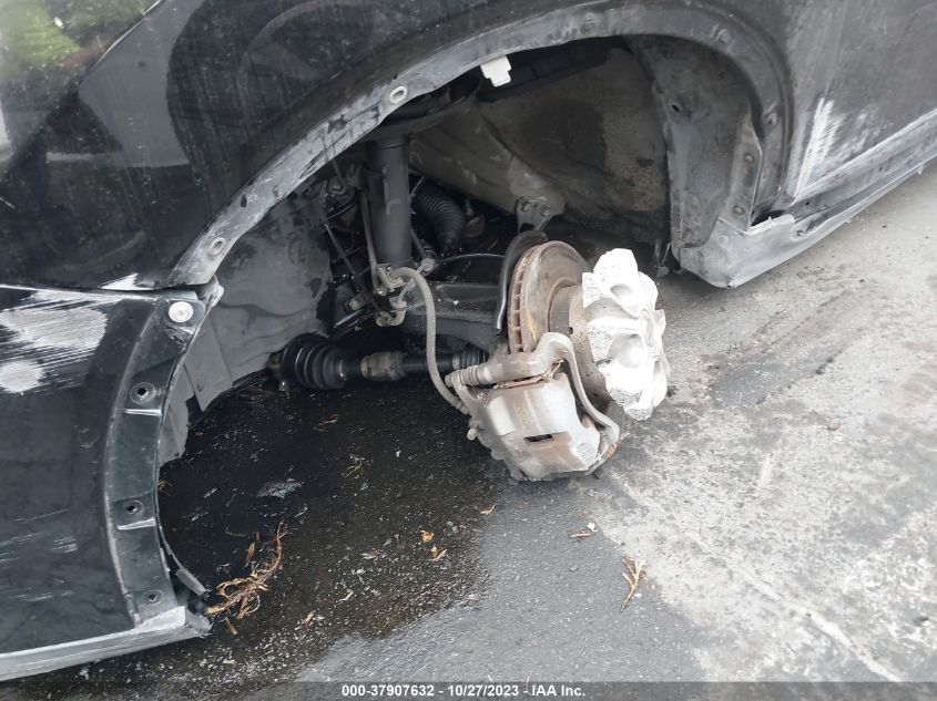 2015 NISSAN ROGUE SV - KNMAT2MT6FP527732