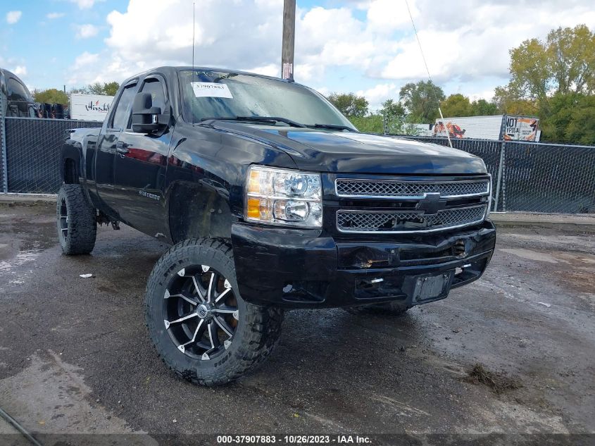 2013 CHEVROLET SILVERADO 1500 LT - 1GCRKSE78DZ113280
