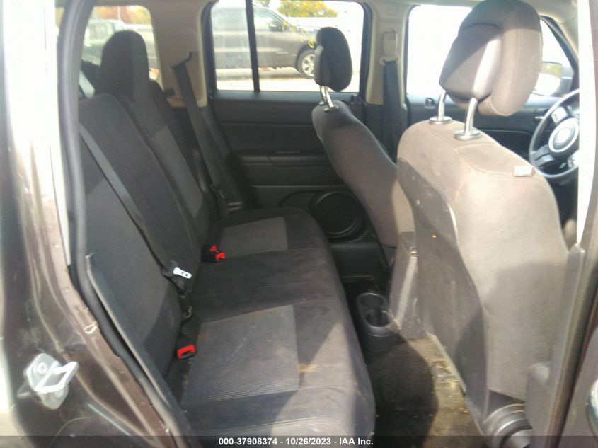 2015 JEEP PATRIOT SPORT - 1C4NJPBB3FD402204