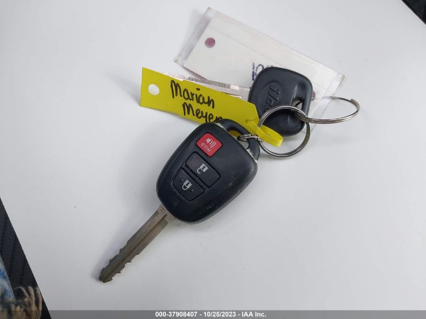 2014 TOYOTA RAV4 LE - JTMBFREV1ED064015