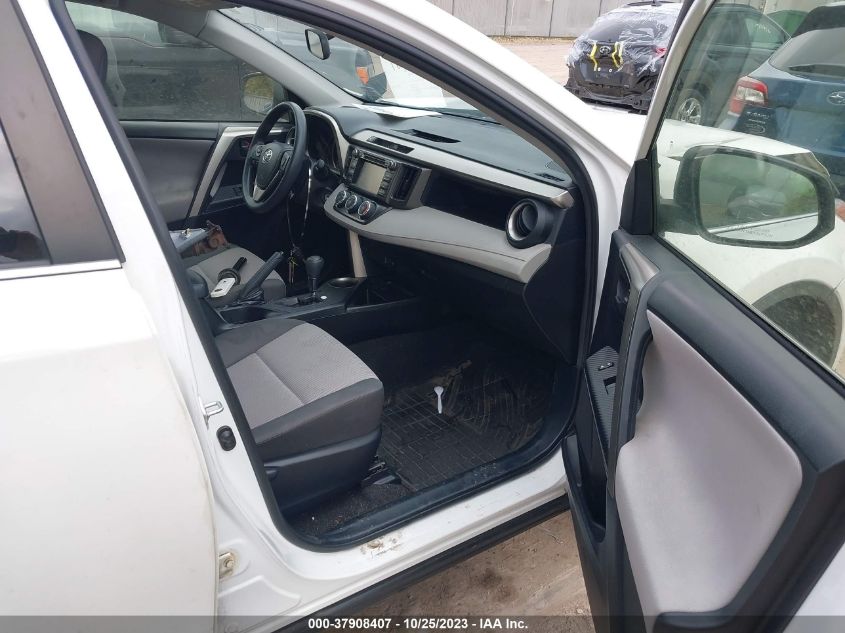 2014 TOYOTA RAV4 LE - JTMBFREV1ED064015
