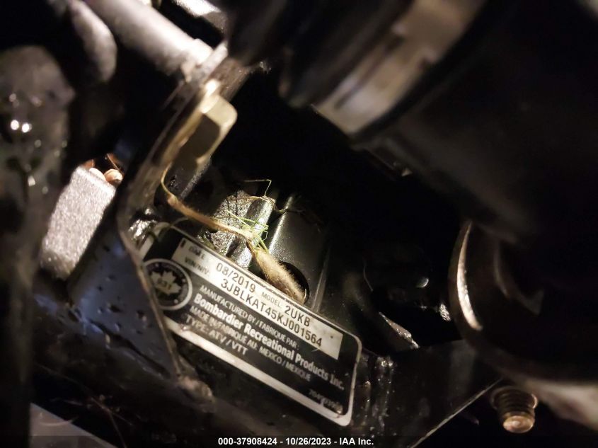 2019 CAN-AM OUTLANDER XT 570 - 3JBLKAT45KJ001564