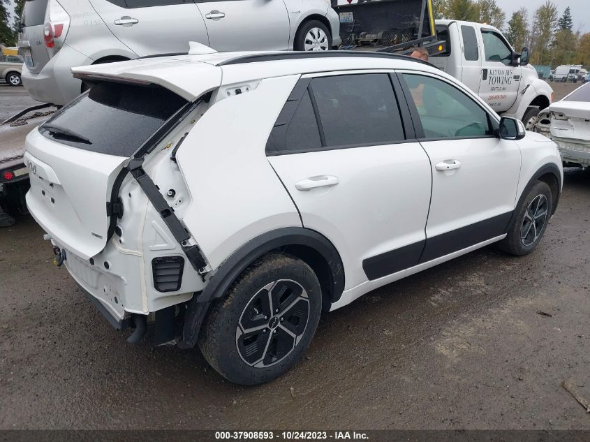 KNDCR3LE1P5052228 Kia Niro EX 4