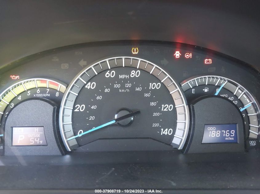 2013 TOYOTA CAMRY SE - 4T1BF1FK6DU715462