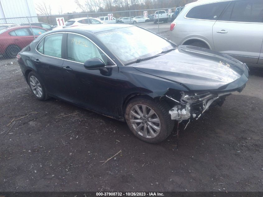 2019 TOYOTA CAMRY LE - 4T1B11HK0KU279751