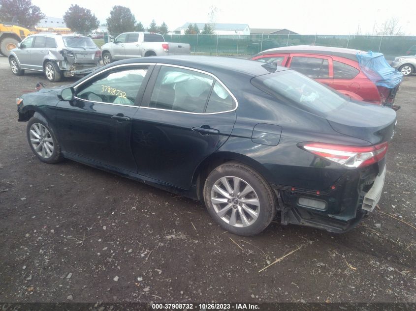 2019 TOYOTA CAMRY LE - 4T1B11HK0KU279751