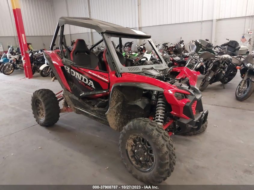 1HFVE05M6P4400690 HONDA SXS1000 2023