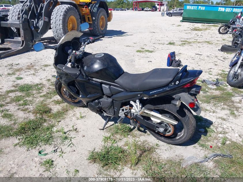 2011 SUZUKI GSX1250 F - JS1GW72B1B2100856