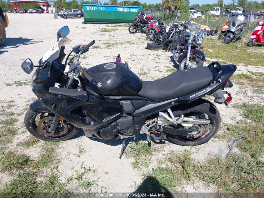 2011 SUZUKI GSX1250 F - JS1GW72B1B2100856