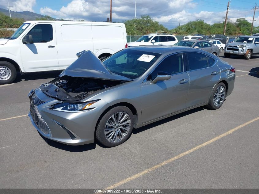 58ADZ1B17LU061141 Lexus ES ES 350 2