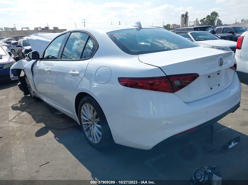 VIN ZARFAMAN2P7674103 2023 ALFA ROMEO GIULIA