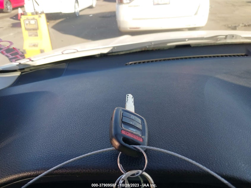 VIN 3CZRU5H39JM717965 2018 HONDA HR-V LX