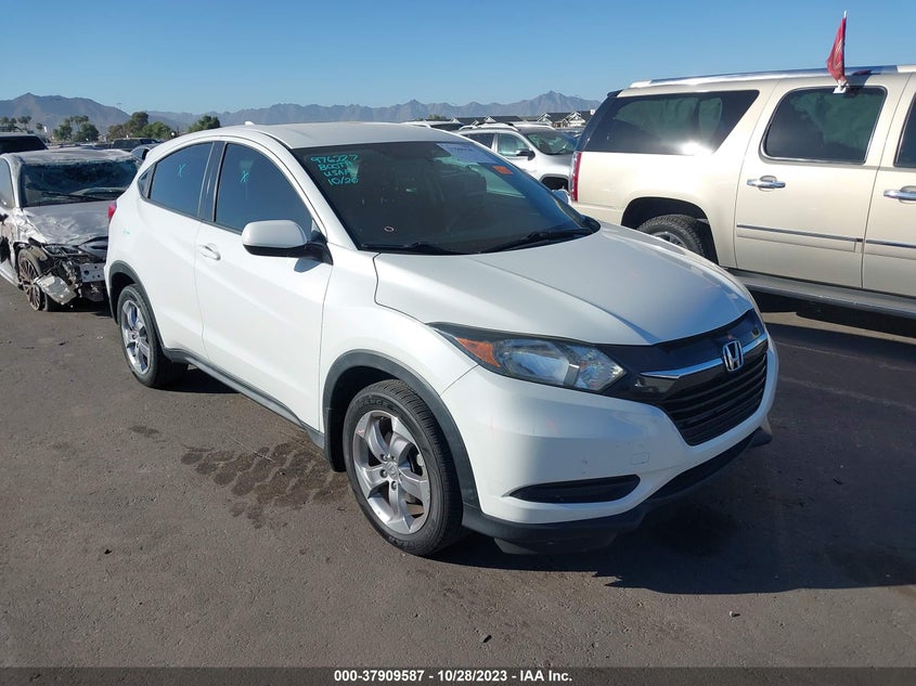 VIN 3CZRU5H39JM717965 2018 HONDA HR-V LX