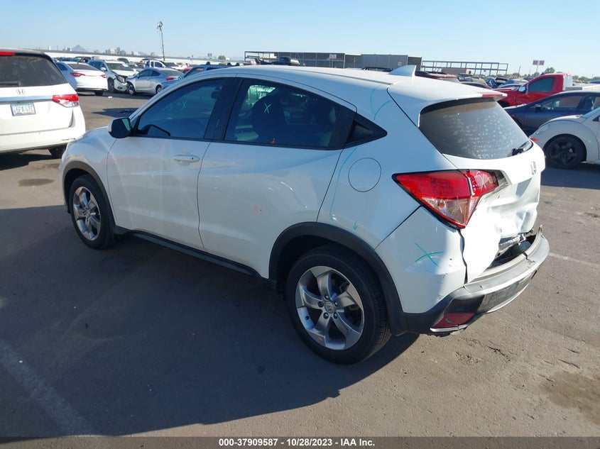VIN 3CZRU5H39JM717965 2018 HONDA HR-V LX