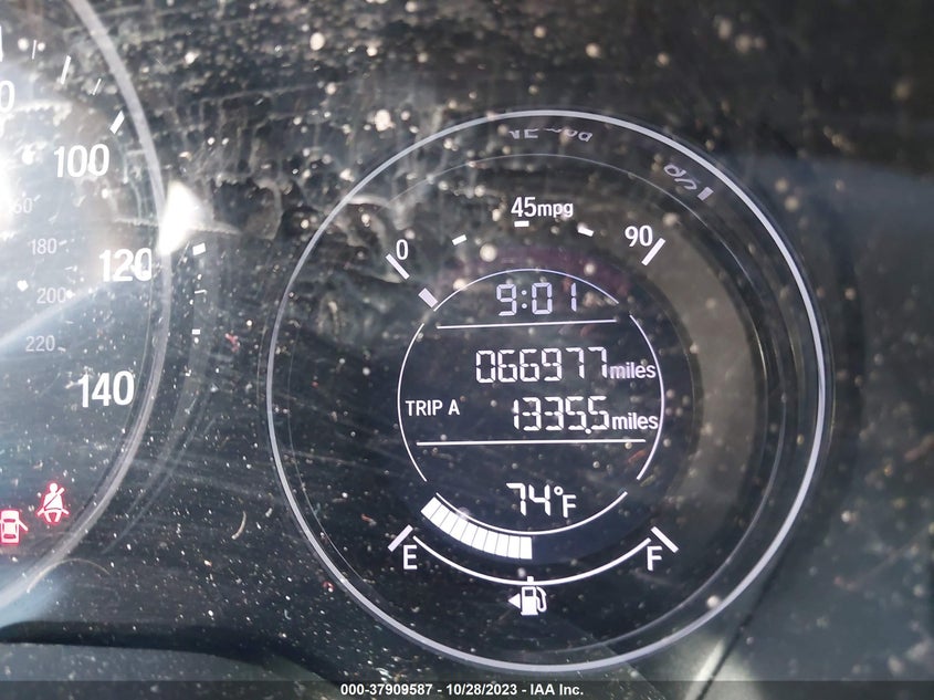 VIN 3CZRU5H39JM717965 2018 HONDA HR-V LX