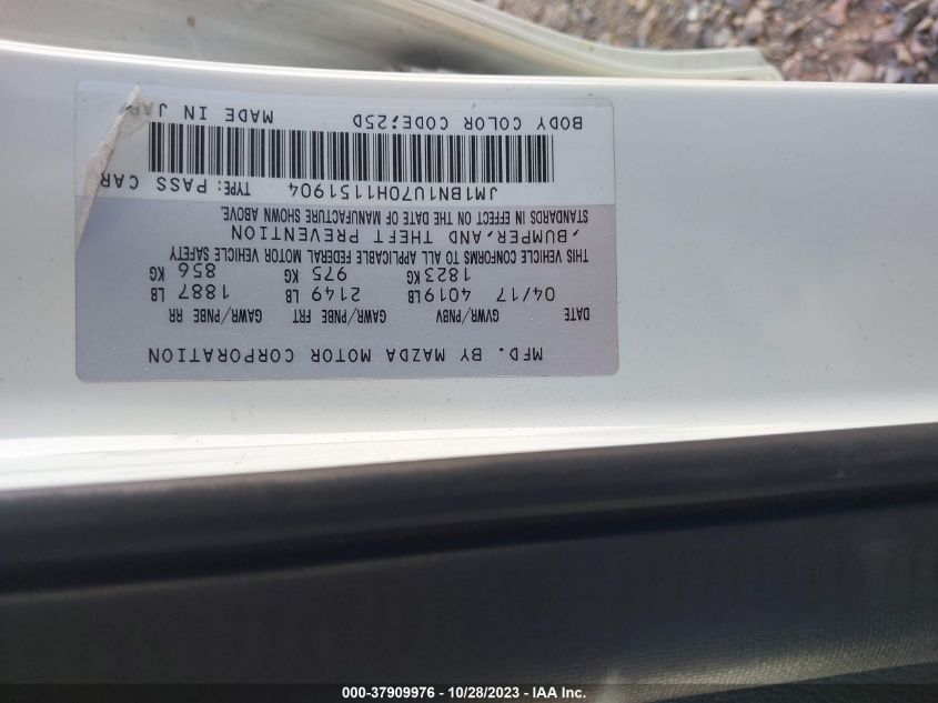 2017 MAZDA MAZDA3 4-DOOR SPORT - JM1BN1U70H1151904
