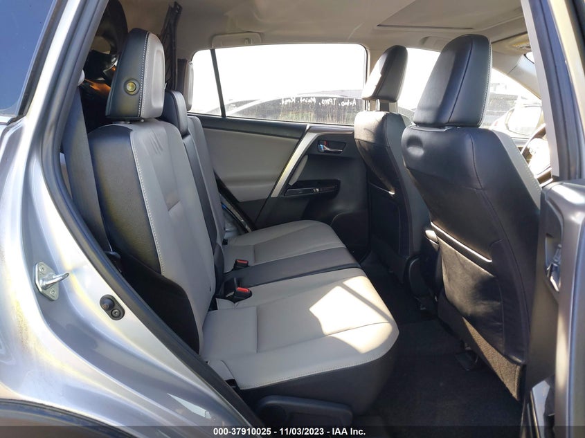 VIN JTMDFREV4JJ227406 2018 TOYOTA RAV4 LIMITED/PLATINUM