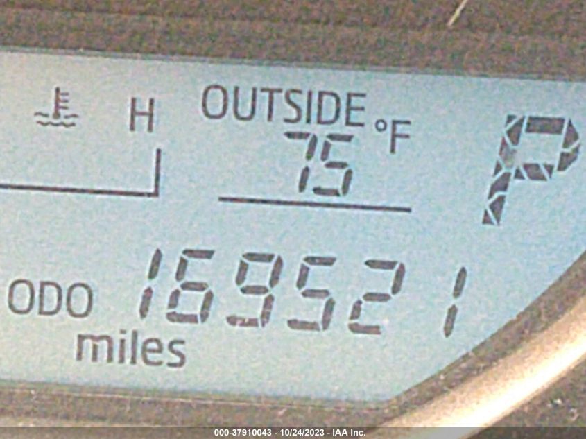 2013 TOYOTA RAV4 LE - JTMBFREV8D5001244
