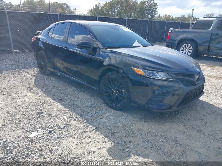 Lot #2539238171 2020 TOYOTA CAMRY SE NIGHTSHADE EDITION salvage car