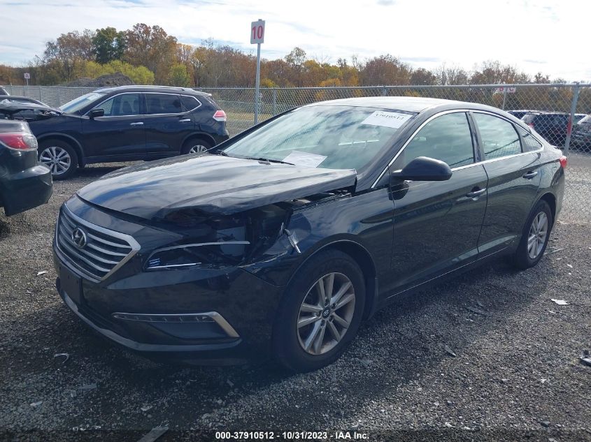 2015 HYUNDAI SONATA 2.4L SE - 5NPE24AF9FH186028