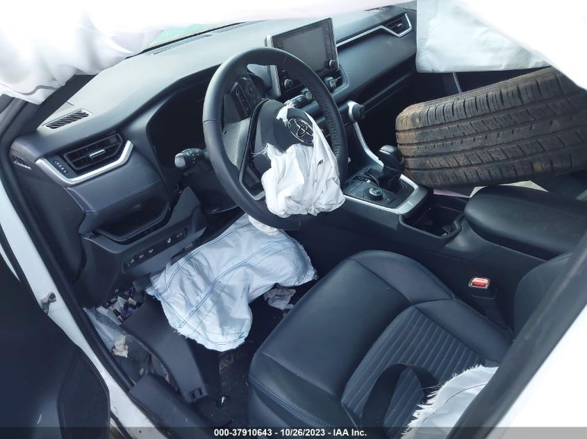 2020 TOYOTA RAV4 XSE - JTMEWRFV4LD531727