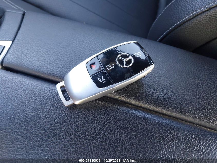 2017 MERCEDES-BENZ E 300 4MATIC - WDDZF4KBXHA179641