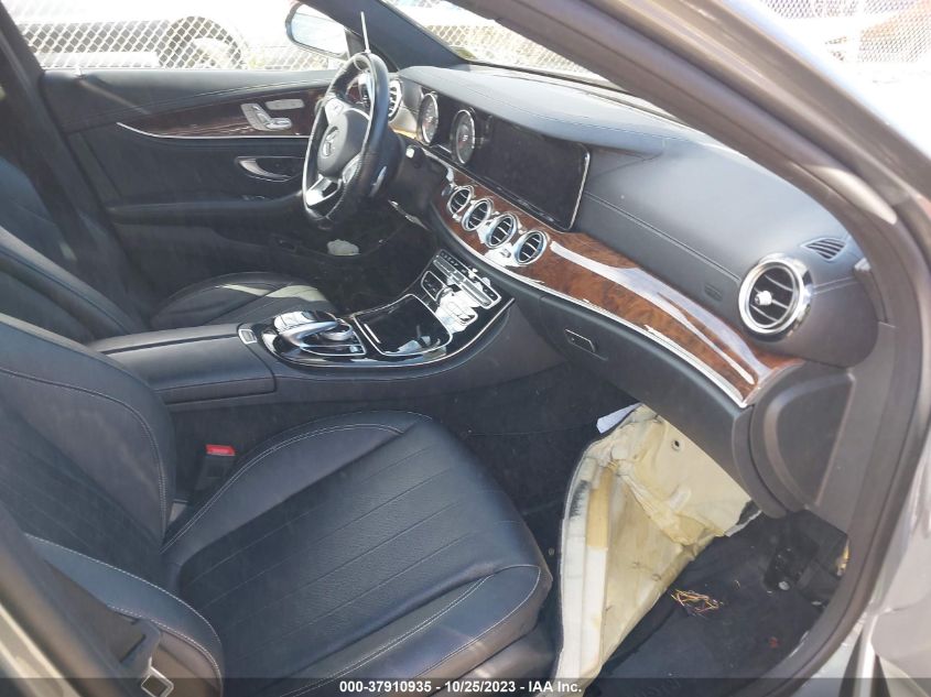 2017 MERCEDES-BENZ E 300 4MATIC - WDDZF4KBXHA179641