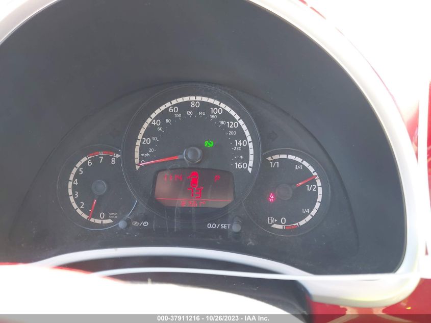 2013 VOLKSWAGEN BEETLE CONVERTIBLE 2.5L 3VW5P7AT5DM826734