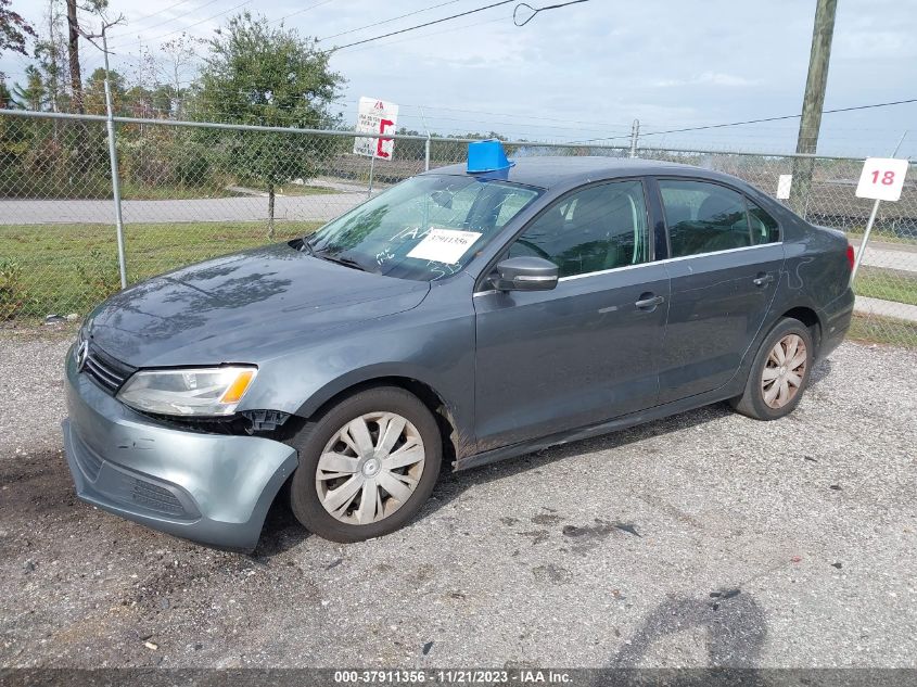 2013 VOLKSWAGEN JETTA SEDAN SE - 3VWDX7AJ2DM384795