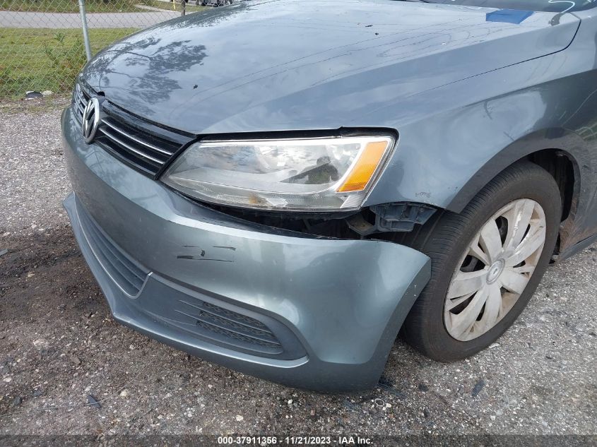 2013 VOLKSWAGEN JETTA SEDAN SE - 3VWDX7AJ2DM384795