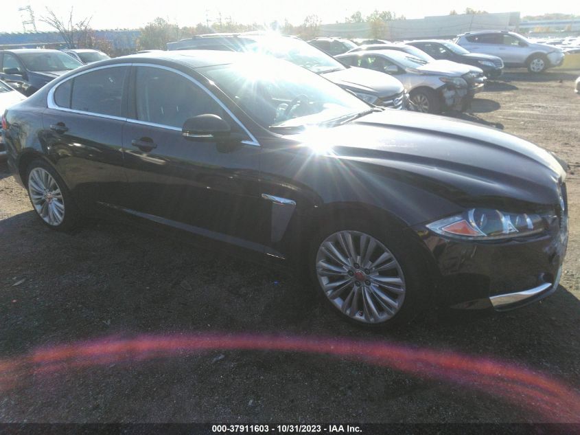 2015 JAGUAR XF I4 T PREMIUM - SAJWA0FS9FPU48528