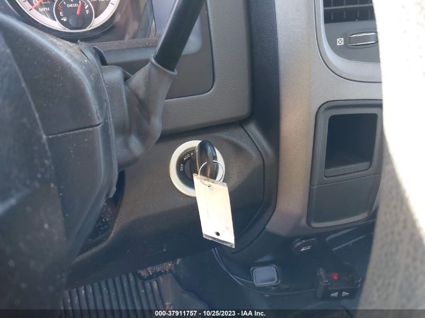 2018 RAM 2500 ST - 3C6UR5CL8JG381353