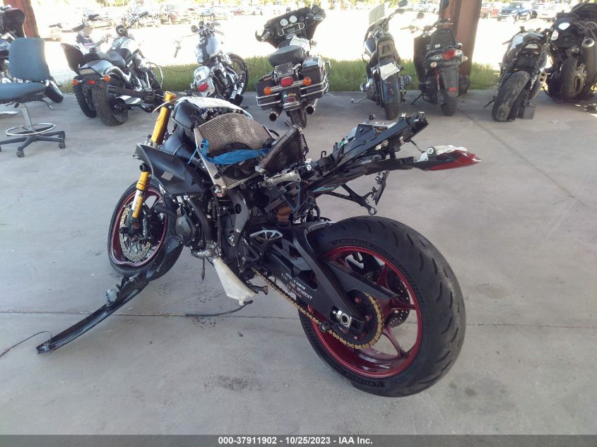 2020 SUZUKI GSX-R1000 R - JS1DM11H6L7100285