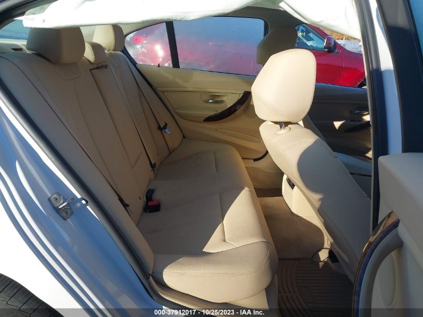 2014 BMW 3 SERIES 320I XDRIVE - WBA3C3C55EF983689