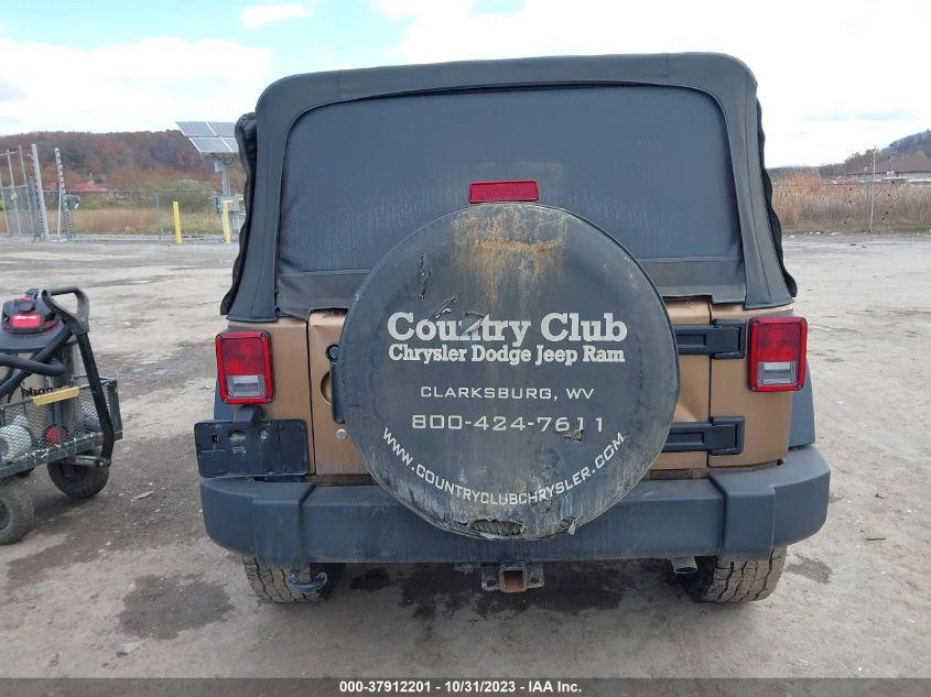 2015 JEEP WRANGLER UNLIMITED SPORT - 1C4BJWDG5FL713905