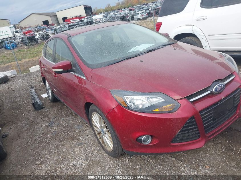 2013 FORD FOCUS TITANIUM - 1FADP3N26DL114944