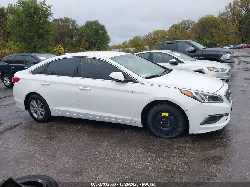 2016 HYUNDAI SONATA 2.4L SE - 5NPE24AF0GH336982