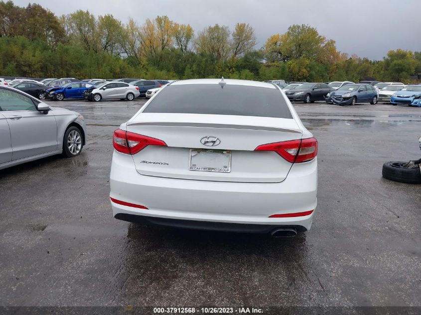 2016 HYUNDAI SONATA 2.4L SE - 5NPE24AF0GH336982