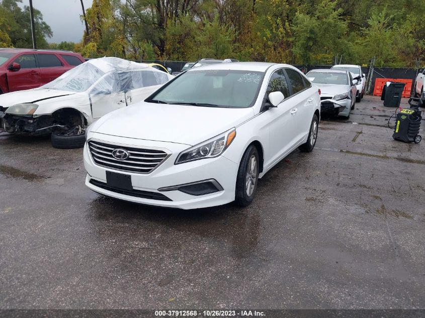 2016 HYUNDAI SONATA 2.4L SE - 5NPE24AF0GH336982