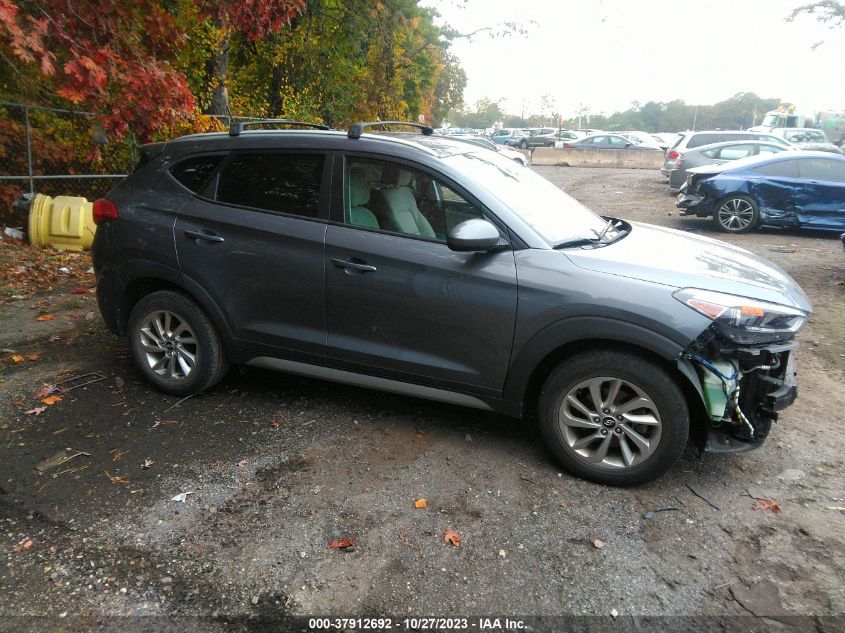 2017 HYUNDAI TUCSON LIMITED/SPORT AND ECO/SE - KM8J33A41HU293437
