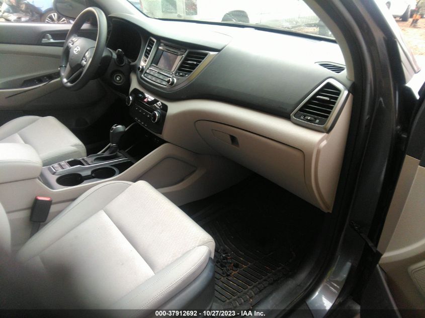 2017 HYUNDAI TUCSON LIMITED/SPORT AND ECO/SE - KM8J33A41HU293437