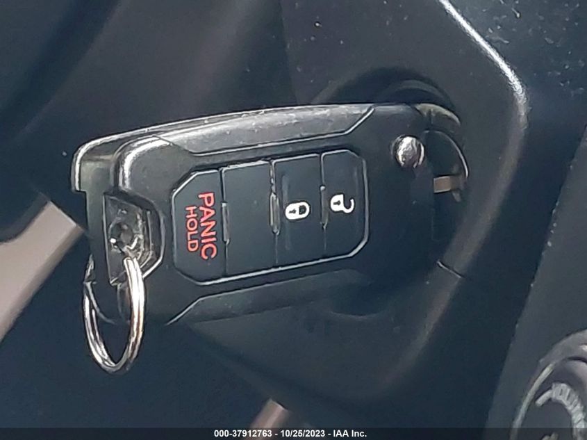 2015 JEEP RENEGADE LATITUDE - ZACCJBBT8FPB48221