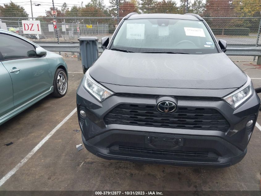 2020 TOYOTA RAV4 XLE - 2T3W1RFV7LW073736