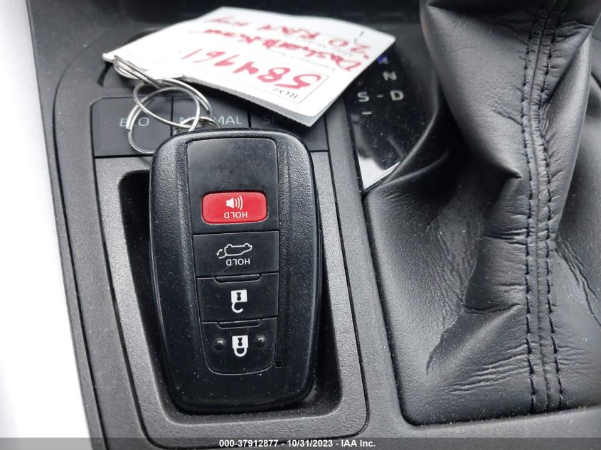 2020 TOYOTA RAV4 XLE - 2T3W1RFV7LW073736